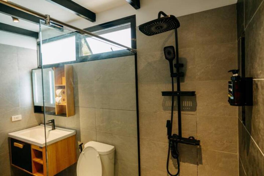 Grey Rock Mountain Cabin W/ Jacuzzi Balamban Zewnętrze zdjęcie